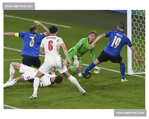 慈善赛争议飞铲!博努奇放倒前英格兰女足队长 慈善赛争议飞铲!博努奇放倒前英格兰女足队长