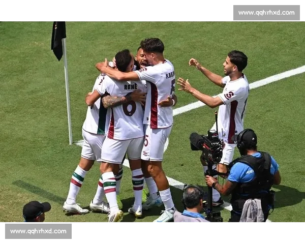 早报：世俱杯豪门突围战陷困境，冷门频现晋级迷雾重重