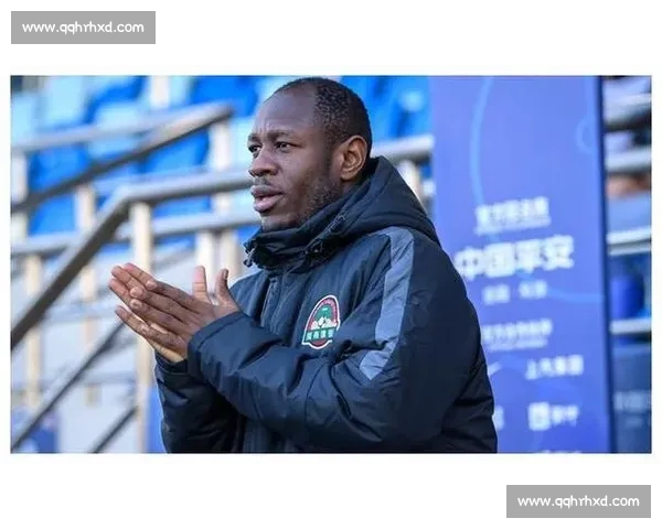 米兰锋线新援建议签国家队队友 热那亚铁卫明确表态：我哪儿也不去